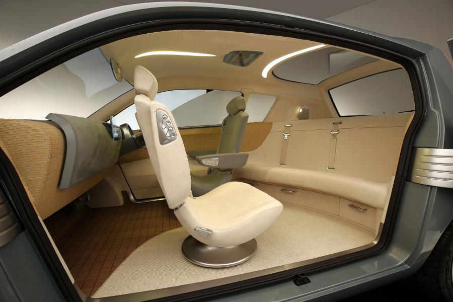 Интерьер Chrysler Akino Concept 2005 года  (фото 9 из 27)